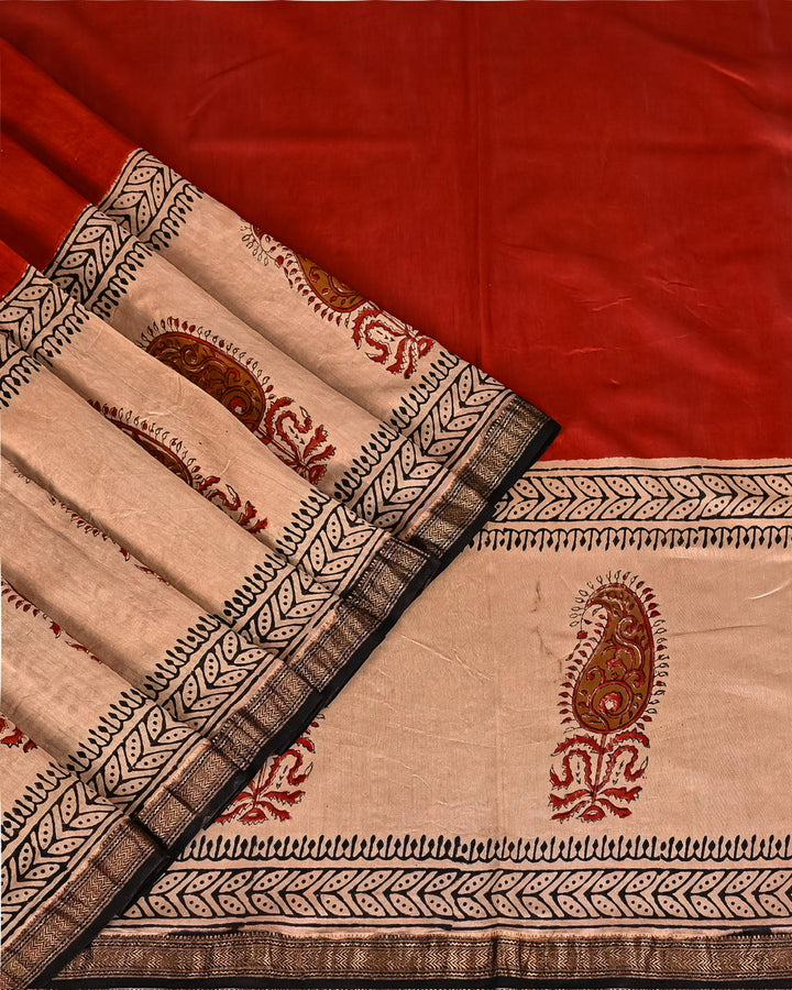 Traditional Pure Maheshwari Silk Handblock Printed Saree - Red Cream