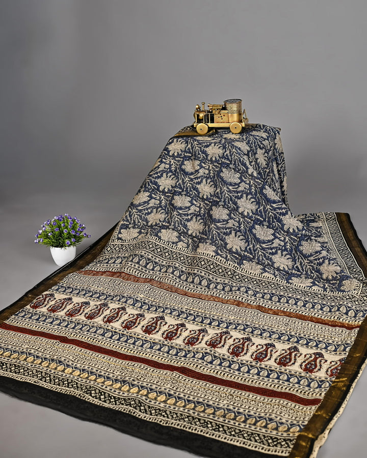 Pure Maheshwari Silk Saree Handblock Printed Saree - Blue Floral