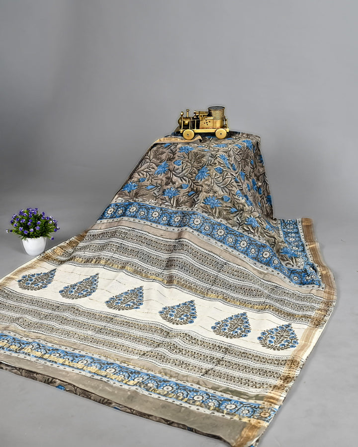 Pure Maheshwari Silk Handblock Printed Saree - Gray Sanganeri