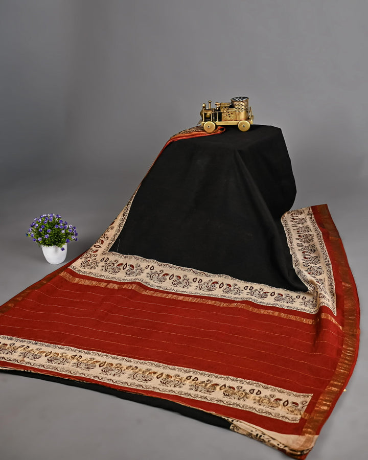 Kalamkari Pure Maheshwari Silk Saree Handblock Printed Saree - Black with red pipin