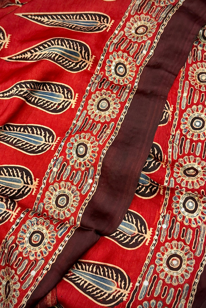 Royal Gajji Silk Handblock Saree with Aari-Tari Handwork & Pure Zari Pallu – Jaipur Craft Edition