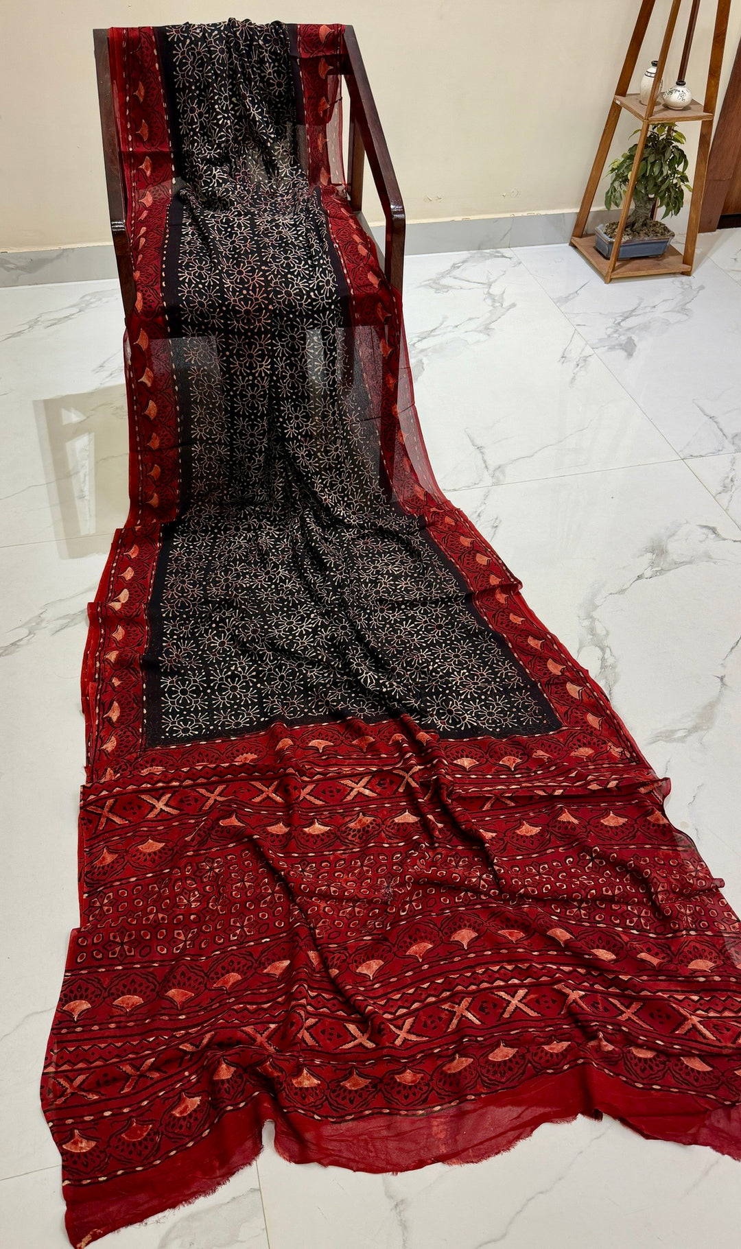 Black & Crimson Red Floral Star Handblock Georgette Saree