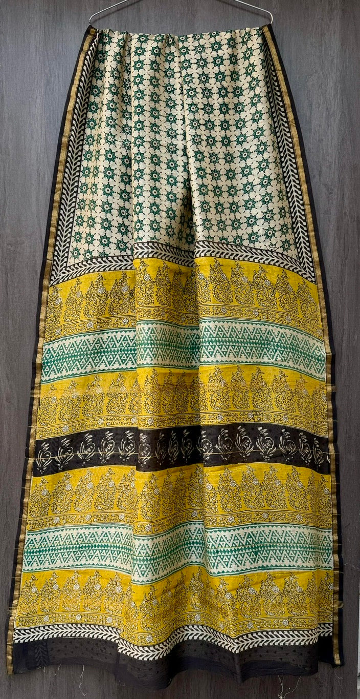 Chanderi Bagru Handblock Printed Silk Cotton Saree With Blouse - Cream Base With Green Print