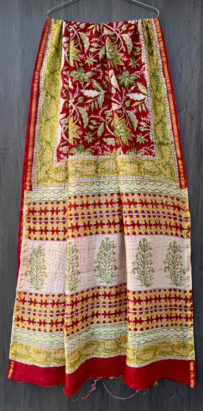 Sanganeri Chanderi Bagru Handblock Printed Silk Cotton Saree With Blouse - Red Green Combo