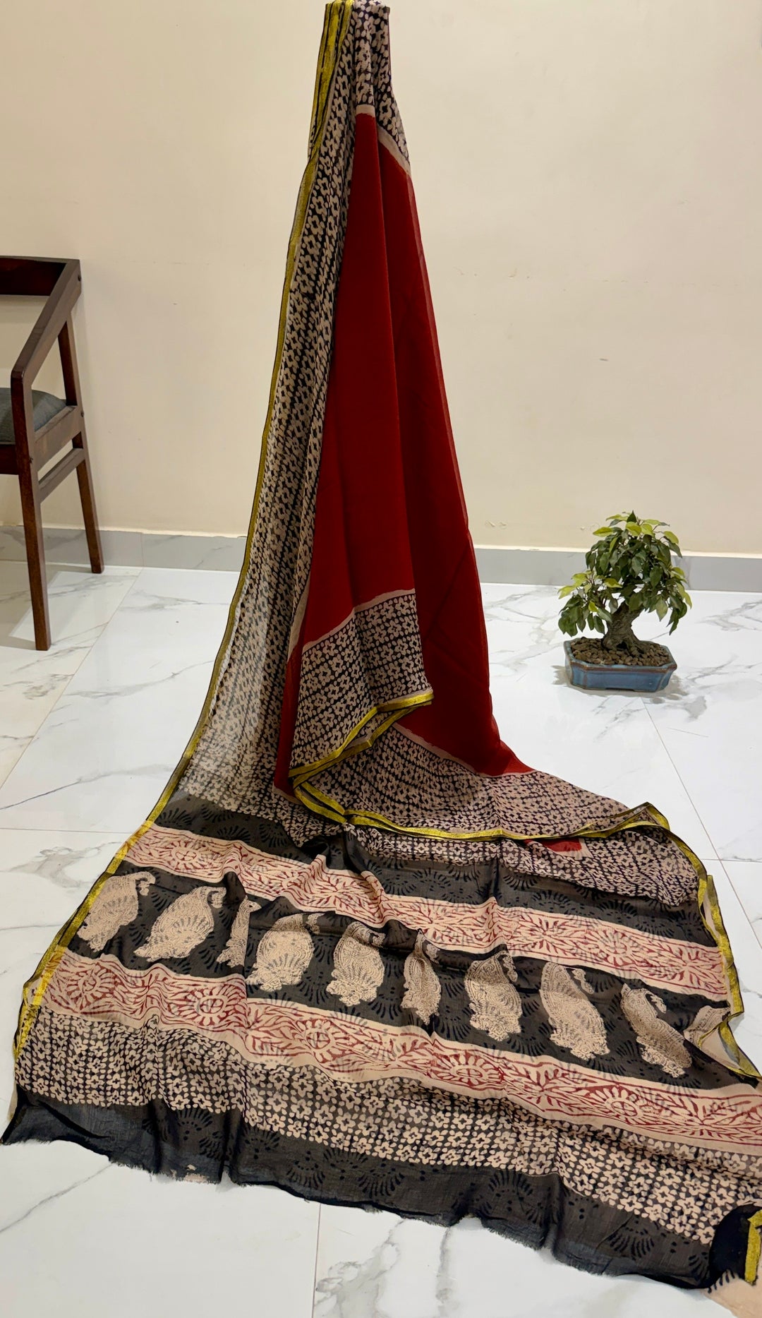 Handcrafted Rust Red & Beige Premium Chiffon Saree with Traditional Paisley Border