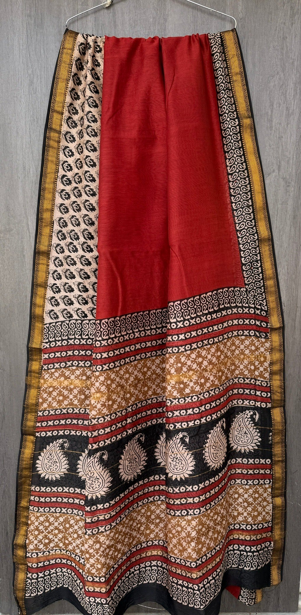 Pure Maheshwari Silk Saree - Red & Black Hand Block Print with Zari