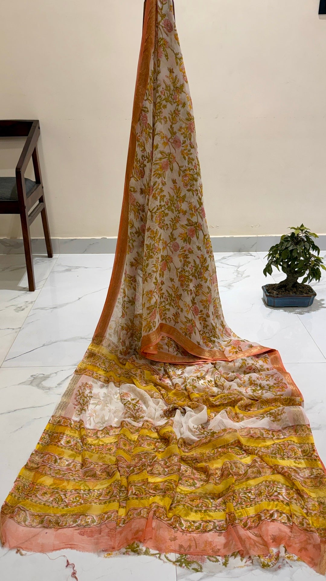 Luxury Chiffon Saree – Elegant Off-White and Peach Floral Vine Print