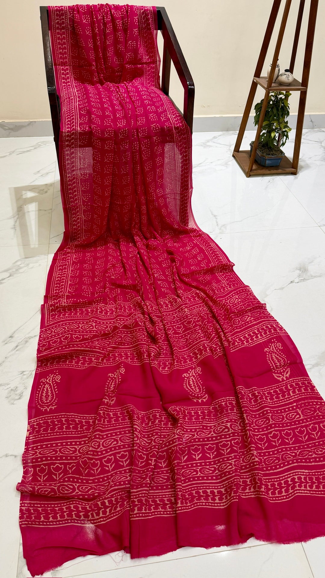 Magenta Pink Paisley and Tulip Motif Pure Georgette Saree