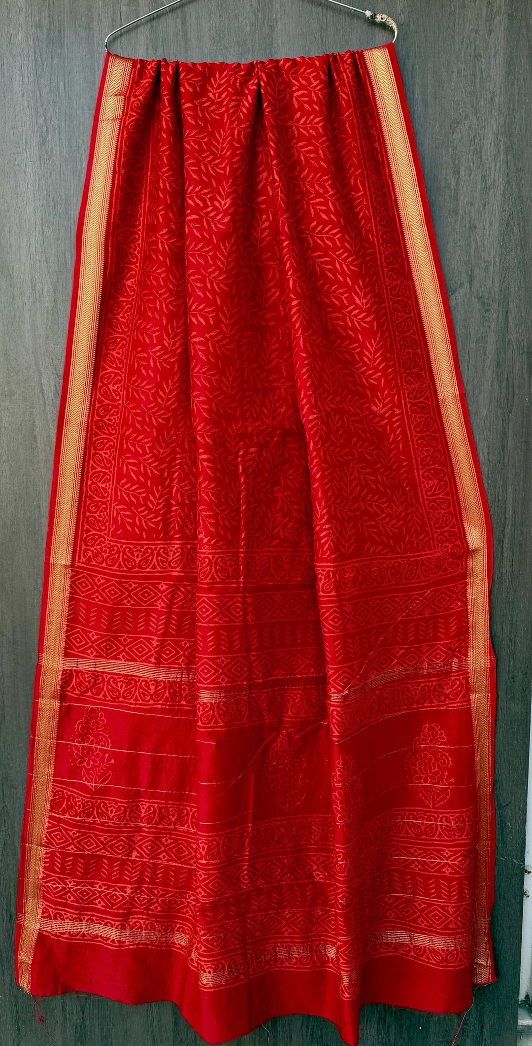 Crimson Red Pure Maheshwari Silk Handblock Printed Saree with Zari Border & Blouse Piece
