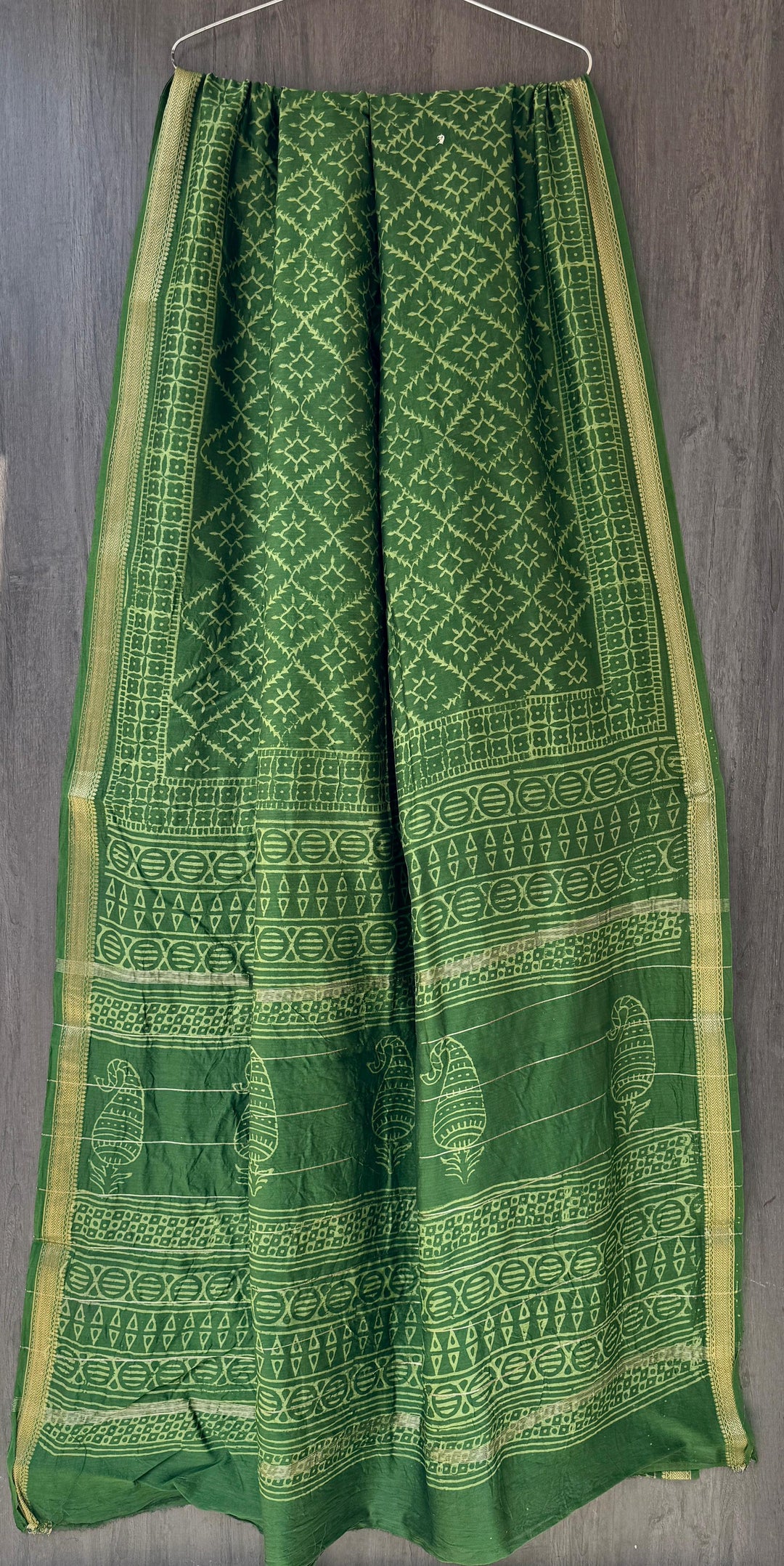 Emerald Green Pure Maheshwari Silk Handblock Printed Saree with Diamond Jaal & Zari Border
