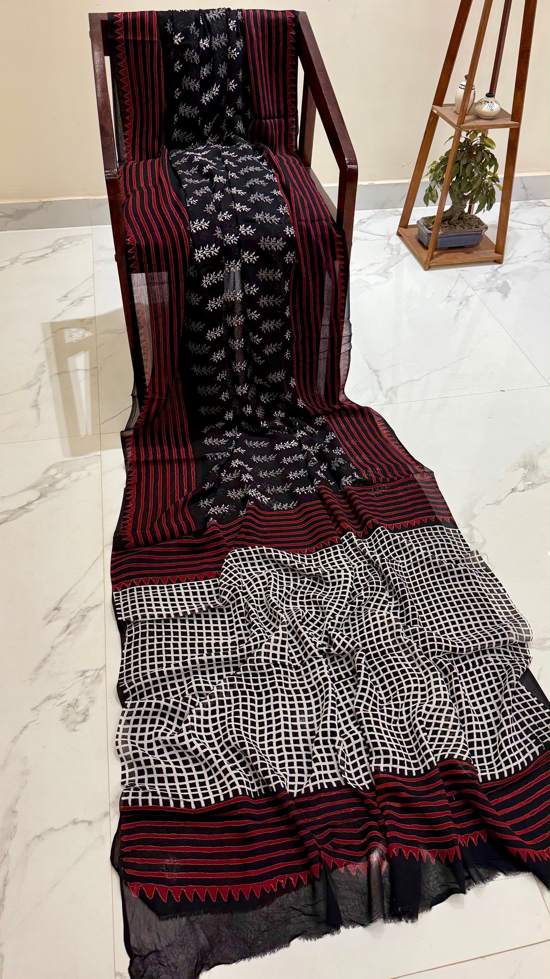 Black Georgette Saree with Lattice Grid Print & Red Temple Borders